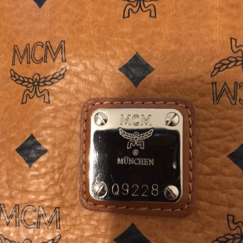Used MCM visetos bag - Picture 3 of 9